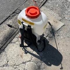 背負式動力噴霧器　共立　動墳
の画像