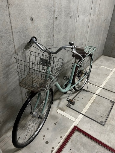 レトロ自転車中古　GHANA　5段変速　フロント鍵付き　タイヤ当時物　リアサイドカゴ付き　タイヤ26インチ　 レトロ自転車中古 GHANA 5段変速 フロント鍵付き タイヤ当時物