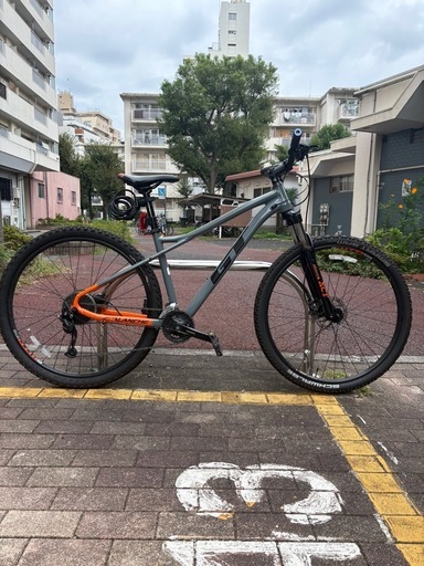 ? GT AVALANCHE SPORT（アバランチェ スポーツ） Mサイズ（29インチ）