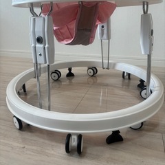 歩行器　高さ調整可、トレイ付き　の画像