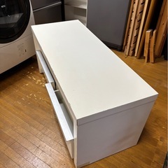 テレビ台の画像