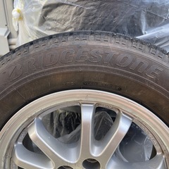 早い者勝ち！スタッドレスタイヤ195/65R15ブリザックの画像