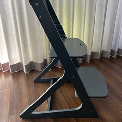 子ども用椅子　グレーの画像