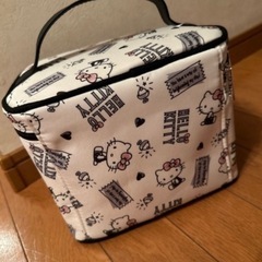 新品 ハローキティちゃんポーチ の画像