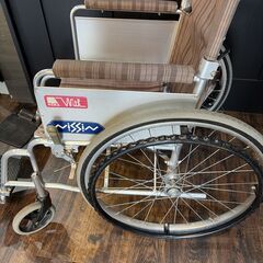 美品 車いす アルミ製 自走 ハンドブレーキの画像