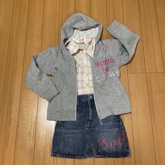 女の子130サイズ　秋冬服　お値下げしました！の画像