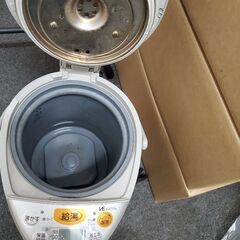 湯沸かしポットの画像