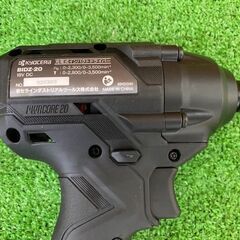 733 充電式インパクトドライバ 京セラ KYOCERA BIDZ-20 バッテリ×1 18V 中古美品　の画像