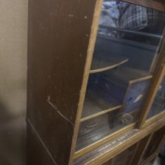 木製茶色和箪笥 ガラス扉付 昭和レトロの画像