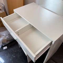 ドレッサー　鏡　椅子付き　無料で差し上げます。の画像