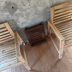 ウッドデッキチェア＆サイドテーブルセット 木製　インダストリアル　IKEA イケア　イス　1人がけの画像