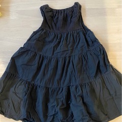 女の子　ワンピース　黒のワンピース　汚れあり110cmの画像