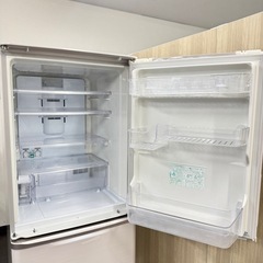 A1627🌟配送♻️設置‼️シャープ　3ドア冷蔵庫SJ-PW35A-C 350L 2015年製🌟の画像