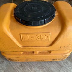 水 タンク ローリータンク 300lの画像