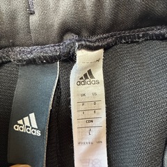adidasジャージの画像