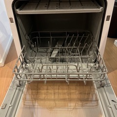 電気食器洗い乾燥機「STTDWADW」ですの画像