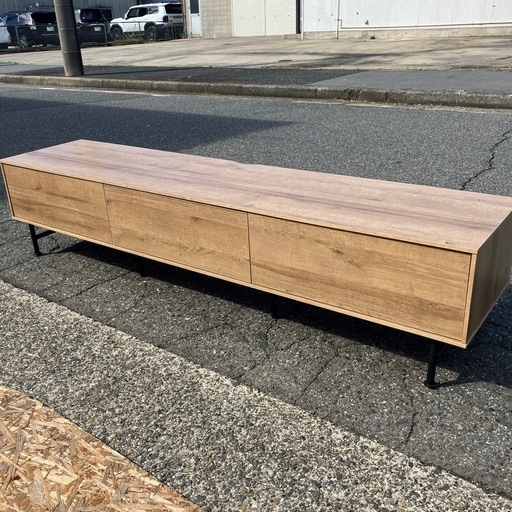 【LOWYA/ロウヤ】テレビ台　ローボード　収納棚　木目調　テレビボード　ブランド家具　オシャレ家具　インテリア　引き出し付き　脚付き