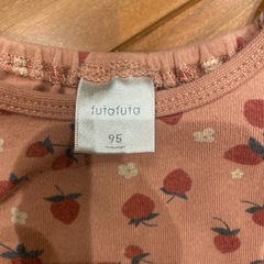 95 futafuta 長袖の画像