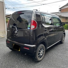 日産モコ ブラウン 5ドア年式 平成23年5月 車検 令和8年5月の画像