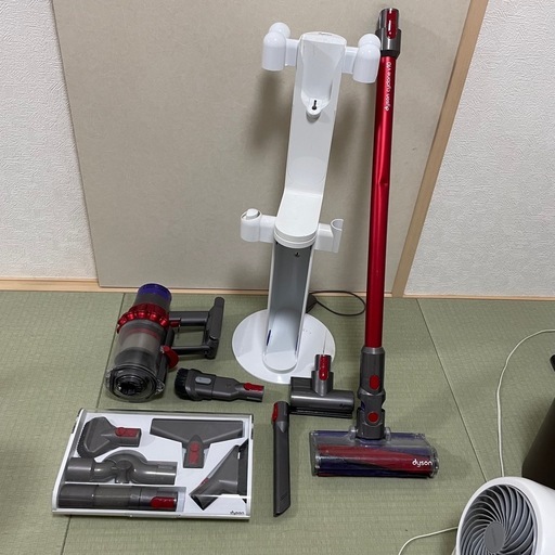ダイソンV10 純正ドック付き