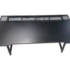 ゲーミングデスク IKEA ウーテスペラレの画像