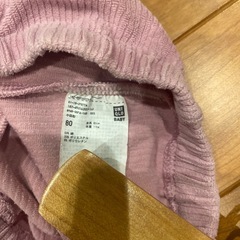 80 ユニクロ　ベロア調　レギンスの画像