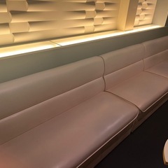 <無料>静岡県静岡市引取り　キャバクラ  スナック　ラウンジ　ソファー 中古 の画像