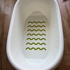 ベビーバスIKEAの画像