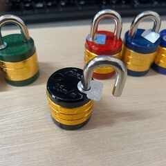 FIRST　PRO　番号式南京錠 1個の画像