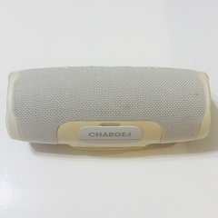 ☆used☆ JBL Charge 4 ホワイト スピーカーの画像