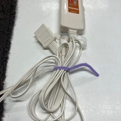 2510-144  YAMAZEN 電気ひざ掛け 2015年製 通電確認済みの画像