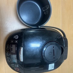 ニトリ（NITORI）の炊飯器（型番：MB-FS3017N）の画像