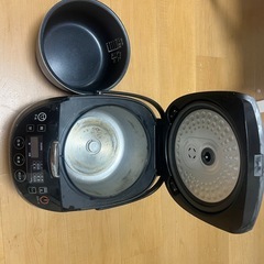 ニトリ（NITORI）の炊飯器（型番：MB-FS3017N）の画像