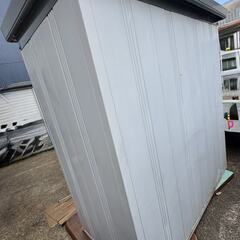 INABA イナバ物置 H2,050×W1,790×D950mm MBW17 収納スペース　庭などにの画像