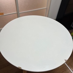 【10/15処分予定】カフェテーブル　80×73 ダイニングテーブル　ホワイト　作業台　食事　在宅勤務　　の画像