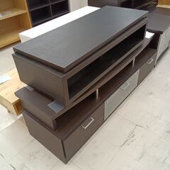 リユースのサカイ栃木店★ジモティ割あり★  TV台 ブラック W114～×D45×H30 クリーニング済み TC10968の画像