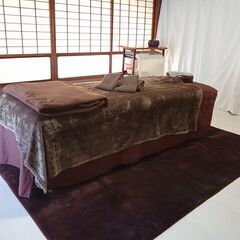 整体ベッドカバー　有孔　ブラウン　綿入りキルティング　ロング丈の画像