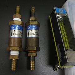 チェックバルブ２個　逆止弁　ガス用　流量計付きの画像