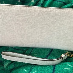 COACH 財布　白の画像