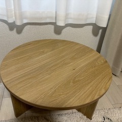 木製円形センターテーブル の画像