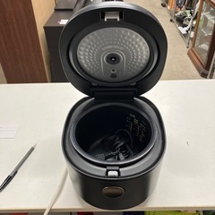 I 2510-146 ヤマダセレクト　3号炊き　フラットパネル　2024年製　通電確認済み　キズ汚れありの画像