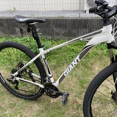GIANTマウンテンクロスバイクの画像