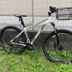 GIANTマウンテンクロスバイクの画像