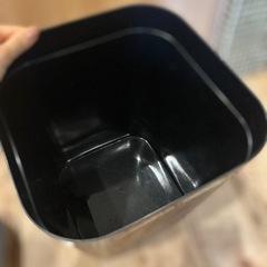 ゴミ箱の画像