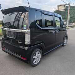 車検９年１０月　ナビ　Bluetooth　片側パワースライドドア　HIDライト　N-BOXカスタムの画像