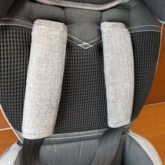 日本育児 トラベルベストevo　チャイルドシートの画像