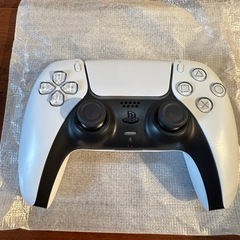 PlayStation 5 (PS5) 本体 ホワイトの画像