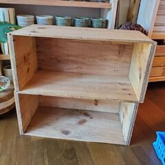必要なら早めに｡木箱　リンゴ箱りんご箱　２つセット。の画像