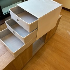 テレビ台の画像
