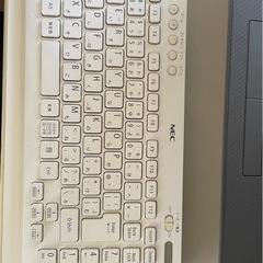 NEC Lavie キーボード　KG-1062
の画像